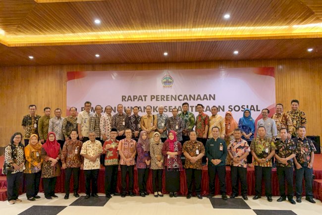 Bappedalitbang Percepatan Sinkronisasi Perencanaan Pembangunan Kesejahteraan Sosial dan Penyelarasan Program Penanggulangan Kemiskinan Kabupaten