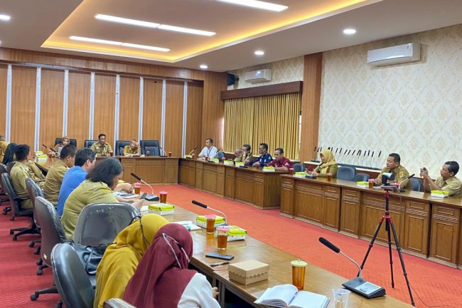 Rapat Koordinasi Evaluasi Pelaksanaan & Percepatan Intervensi Penanganan Kemiskinan Ekstrem (PKE)