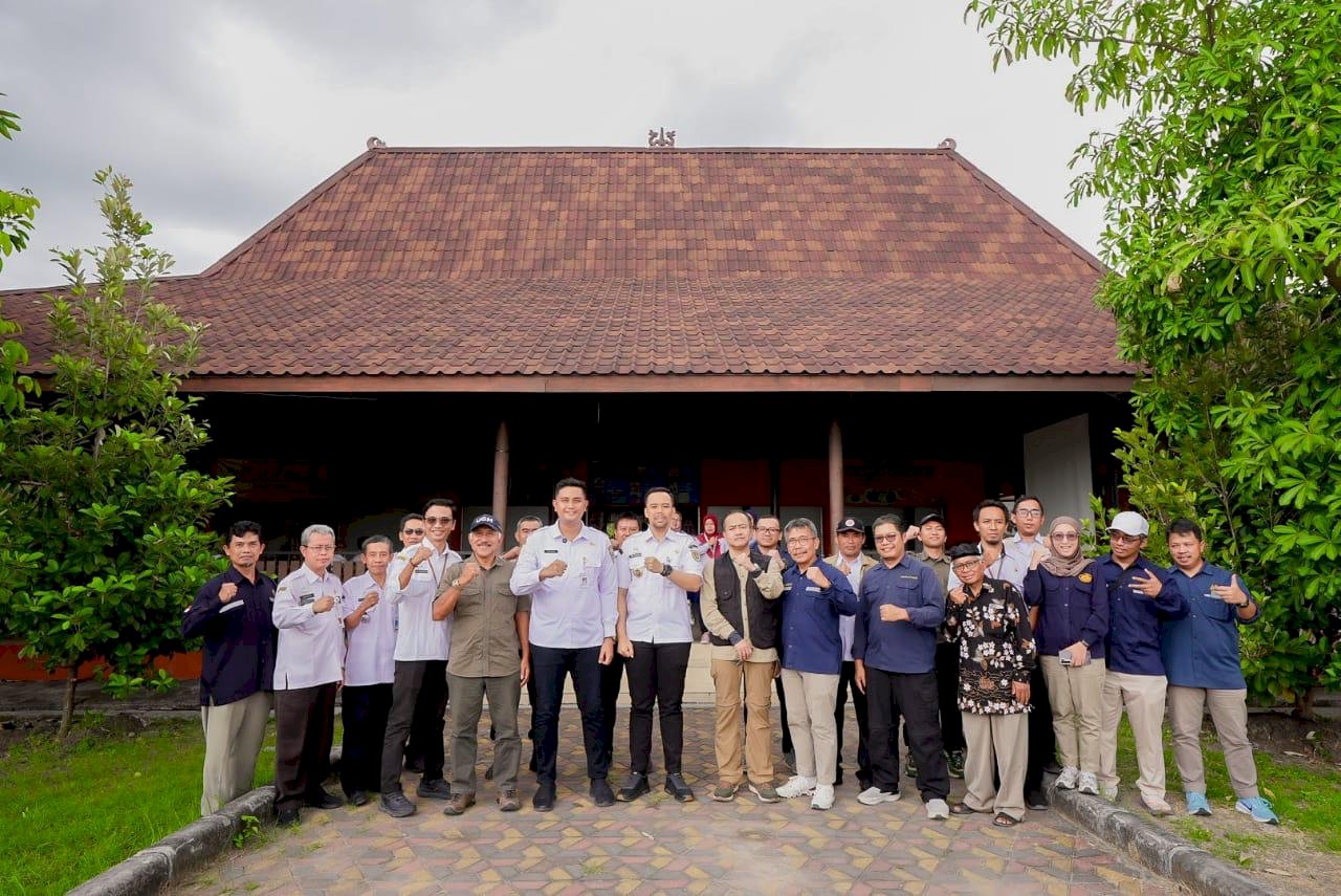 VERIFIKASI KAWASAN CAGAR ALAM GEOLOGI DI BAYAT MENUJU GEOPARK BAYAT