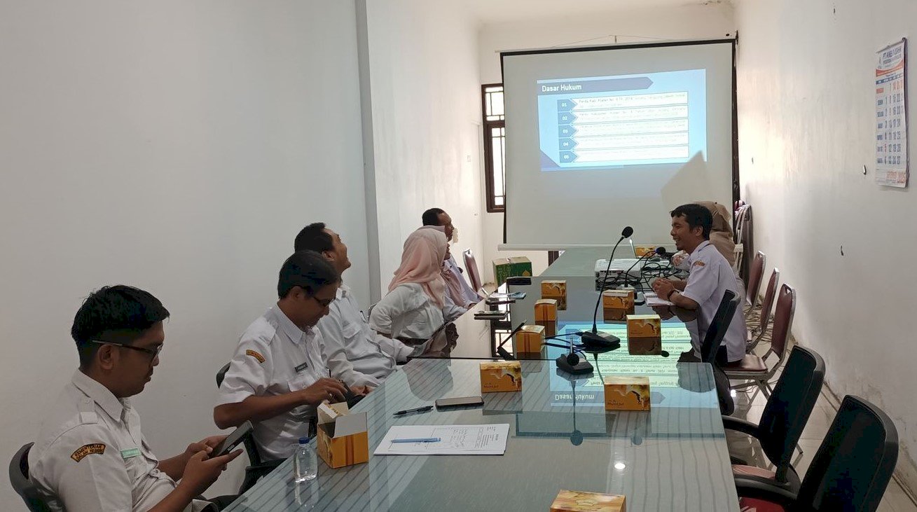 BAPPERIDA TERIMA KUNJUNGAN BAHAS MUSRENBANG CSR KABUPATEN KARANGANYAR