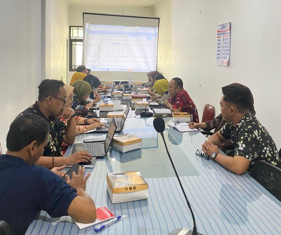 BAPPERIDA LAKSANAKAN FINALISASI KERTAS KERJA SETDA KLATEN TAHUN 2025-2029