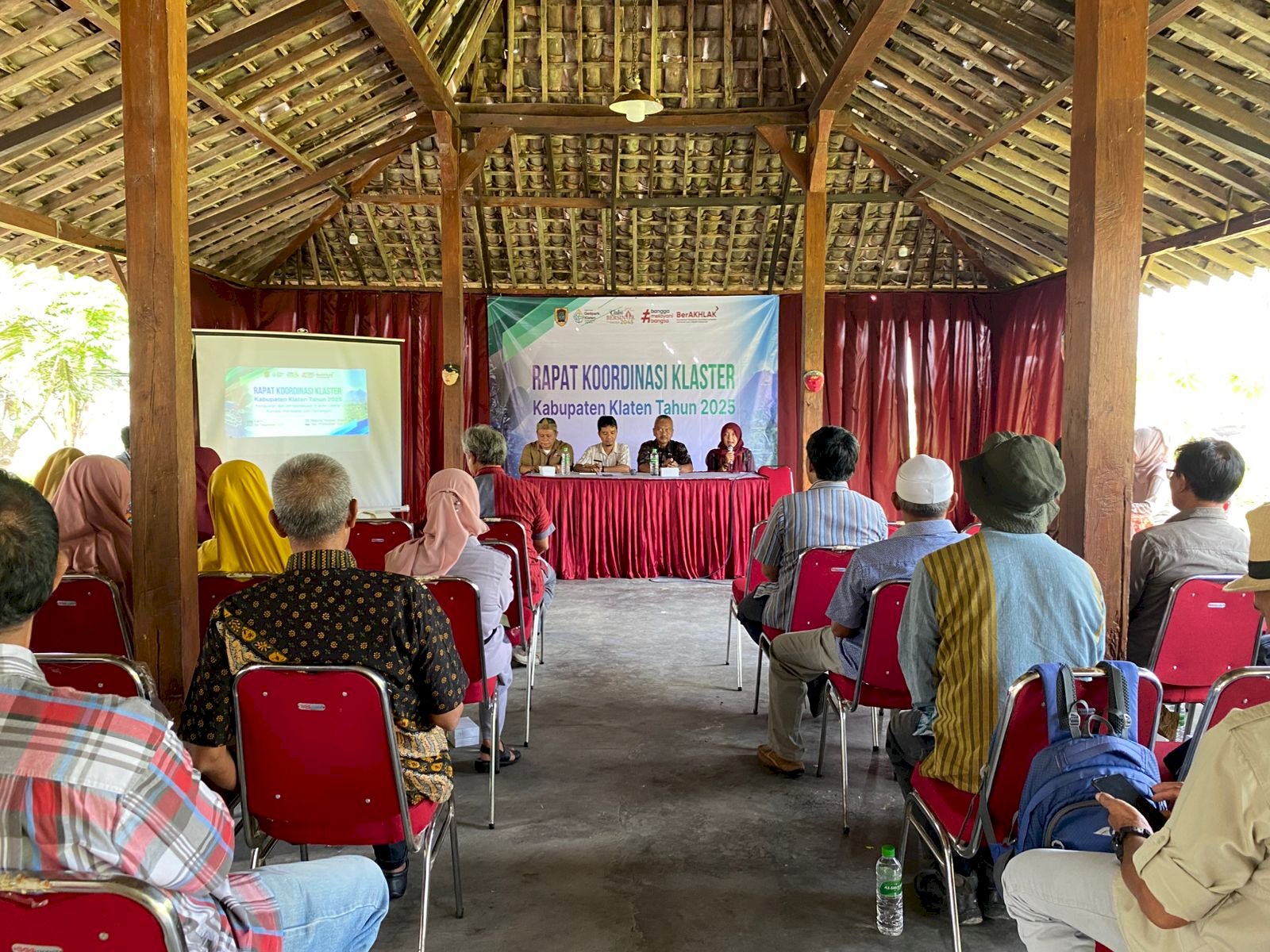 RAKOR KLASTER 2025 PERKUAT SINERGI PENGEMBANGAN EKONOMI DAERAH