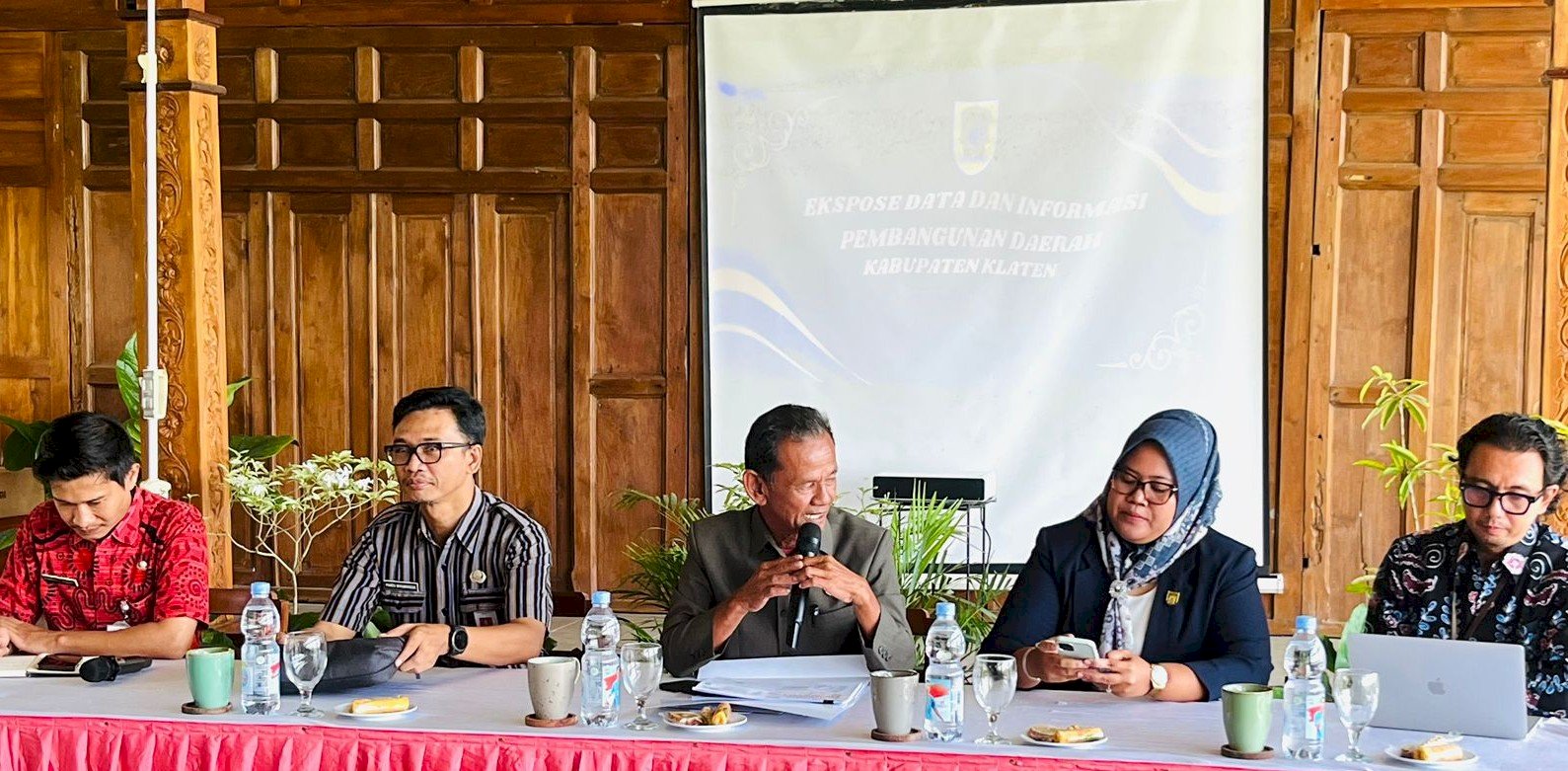 EKSPOSE DATA DAN INFORMASI PEMBANGUNAN UNTUK SAJIKAN DATA YANG AKURAT, TERUKUR DAN TERINTEGRASI