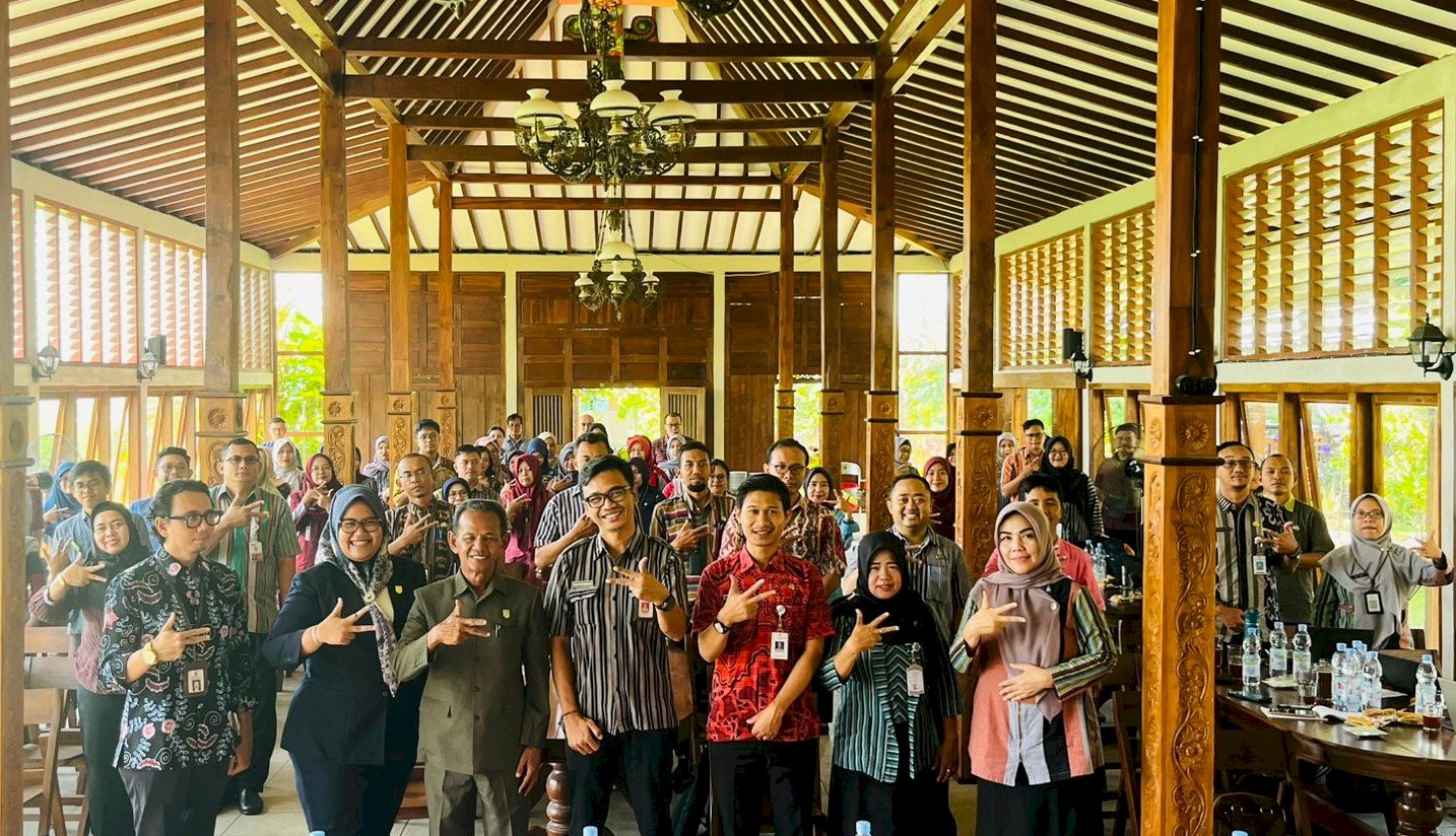 EKSPOSE DATA DAN INFORMASI PEMBANGUNAN UNTUK SAJIKAN DATA YANG AKURAT, TERUKUR DAN TERINTEGRASI