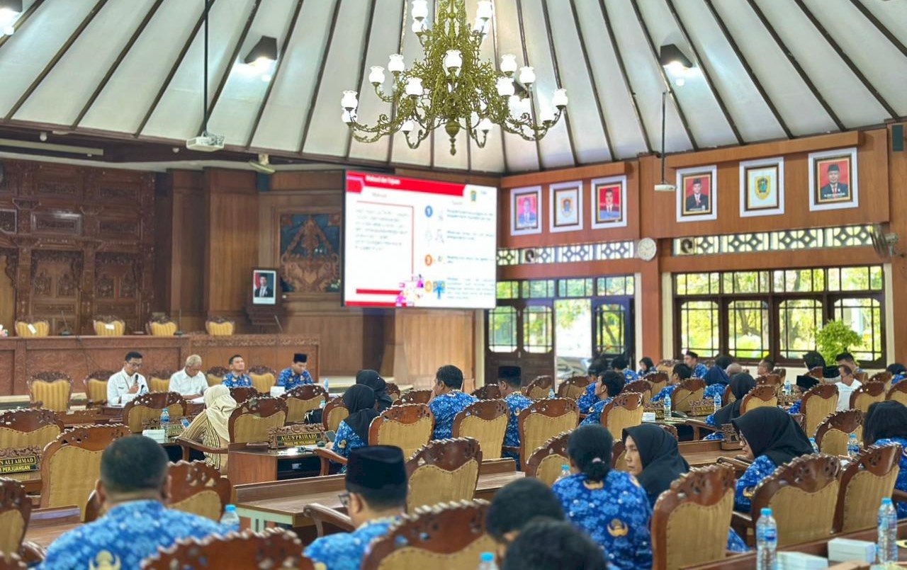 BERSINERGI MENGENTASKAN KEMISKINAN BERKELANJUTAN, TKPK LAKUKAN KOORDINASI
