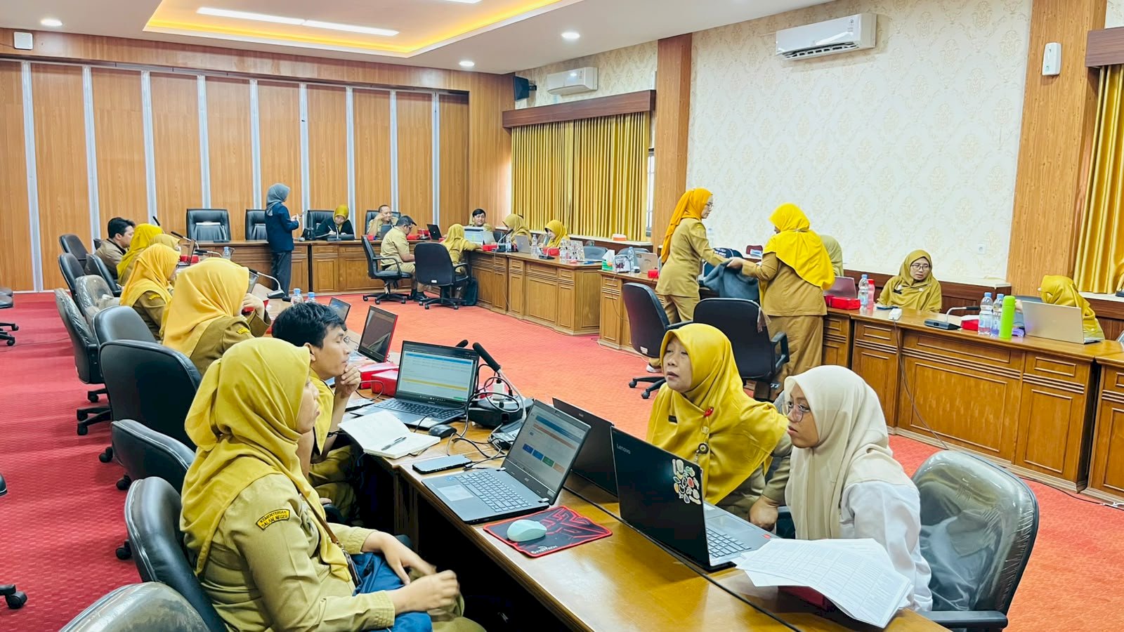 BAPPERIDA KLATEN LAKSANAKAN DESK VERIFIKASI CAPAIAN PELAKSANAAN RENJA PERANGKAT DAERAH TRIWULAN II TAHUN 2026