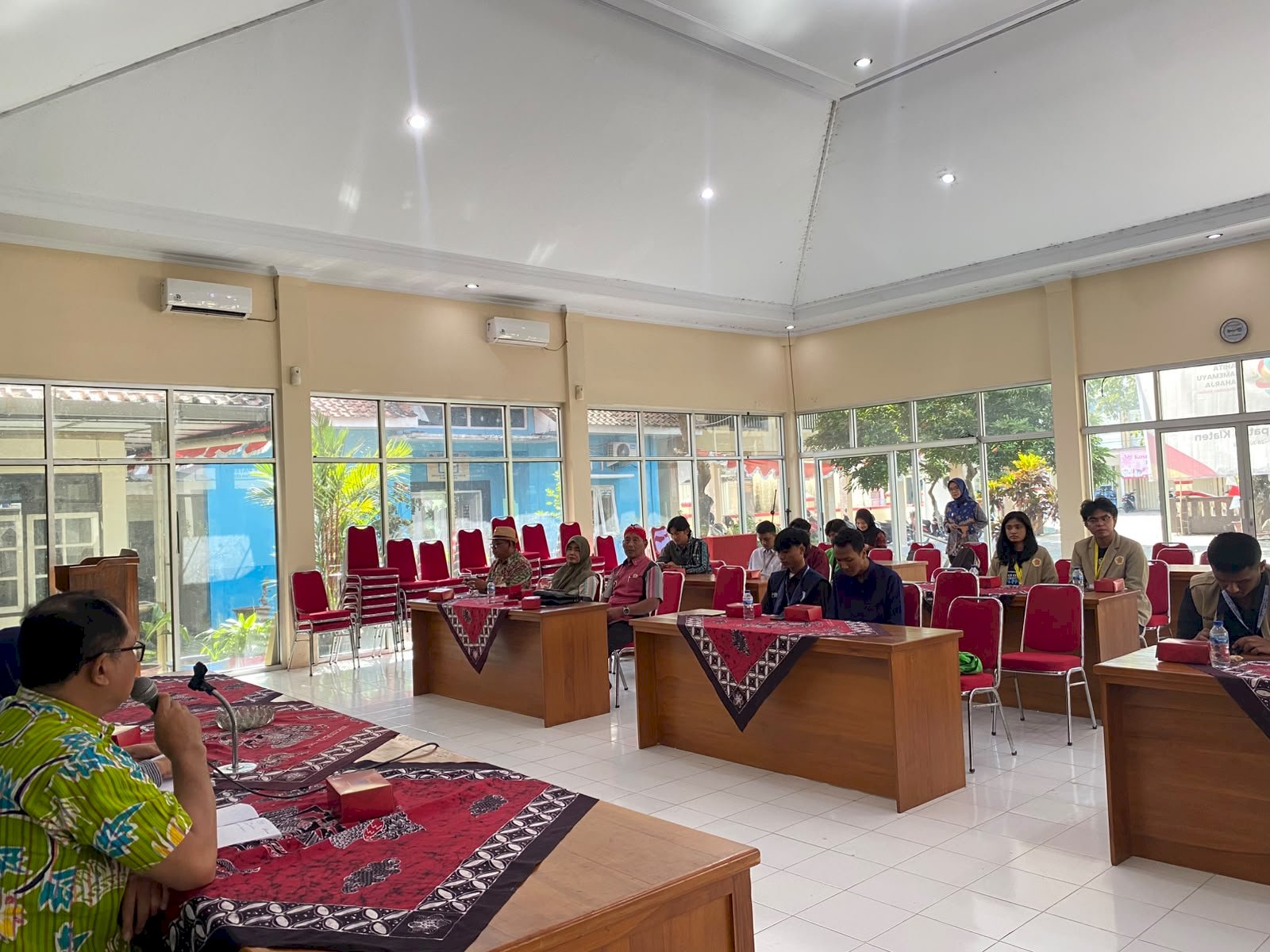 BAPPERIDA GELAR MONEV  KKN TAHUN 2026 SERTA PENGINPUTAN INOVASI DAERAH DI KECAMATAN KEBONARUM