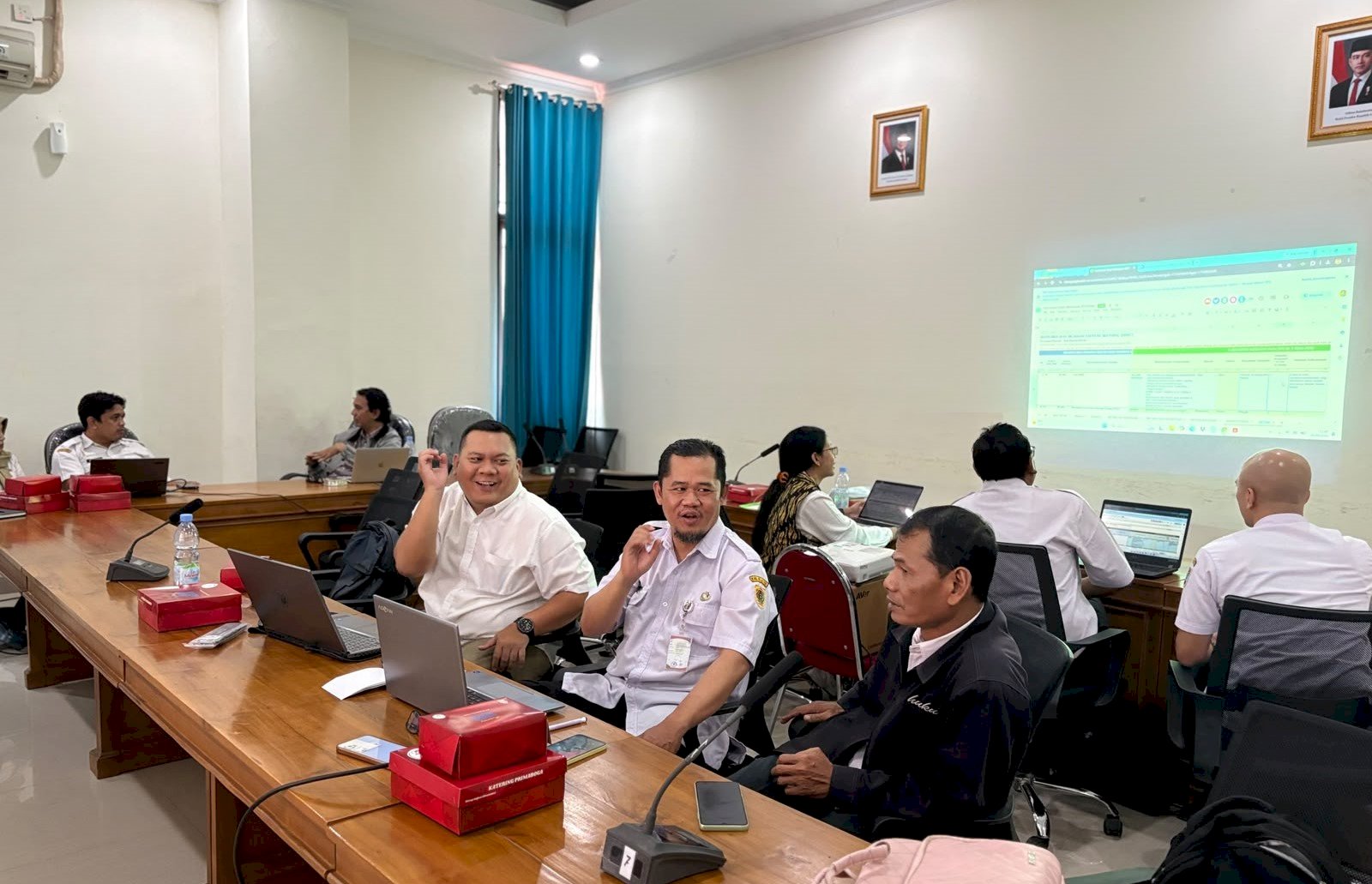 BAPPERIDA KLATEN LAKSANAKAN DESK METADATA DATA PRIORITAS DAERAH 2027